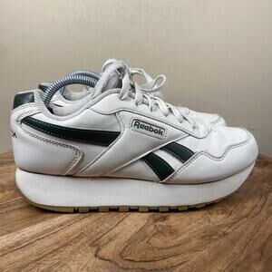 Reebok Harman Womens White Green Gum Retro Size 7 Shoes Sneakers